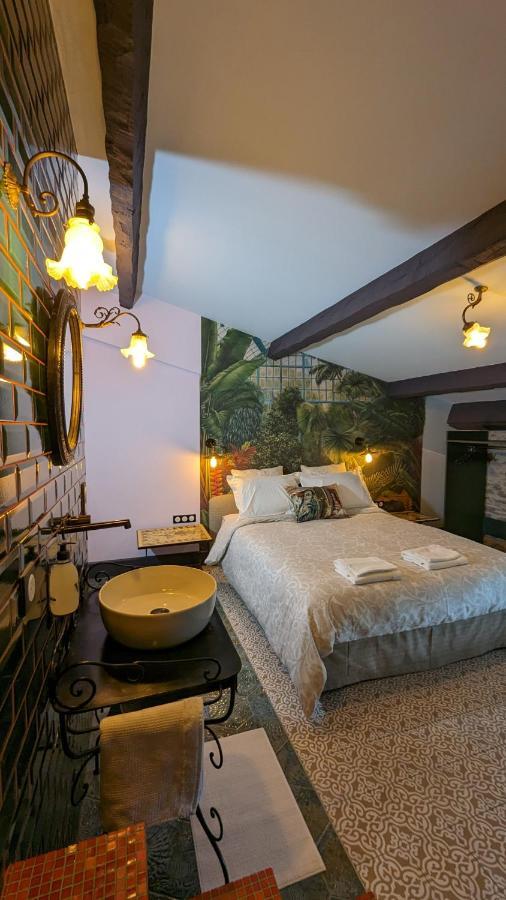 La Galante Hotel Faugeres  ภายนอก รูปภาพ